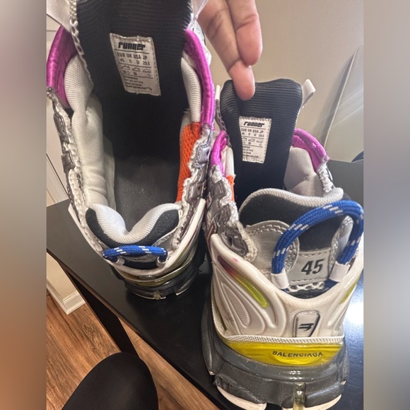 Balenciaga Runner Grey Multi Color Sneakers - Picture 12 of 13